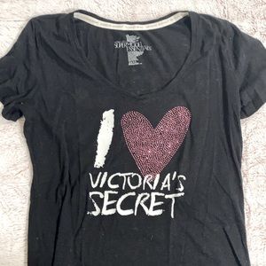 Vs black tee with logo